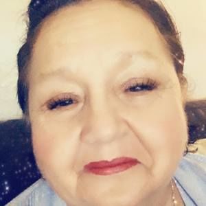 Meet your Posher, Josie